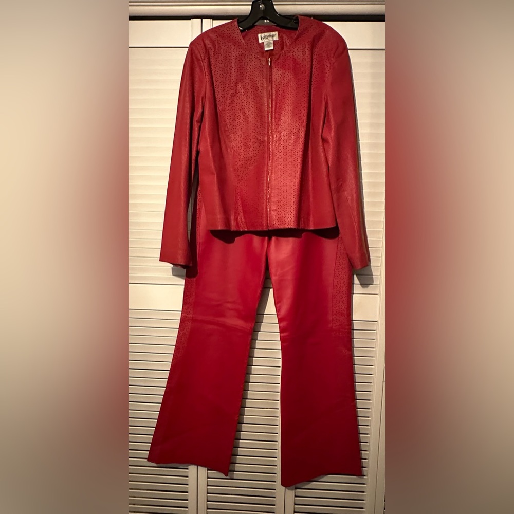 Absolutely Beautiful Solid Red Lined Flared Pant … - image 1
